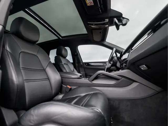 Porsche Cayenne 3.0 2019 Benzine 8