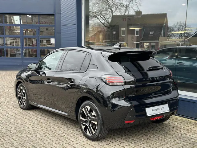 Peugeot 208 1.2 Turbo 100 PK Allure 2025 Benzine 4