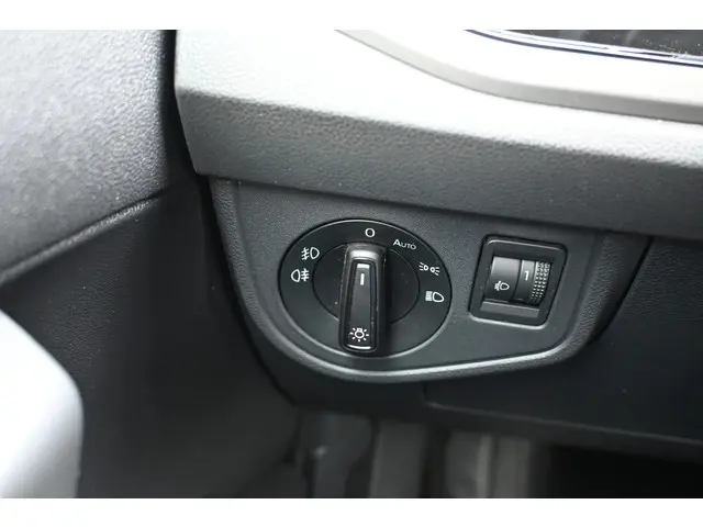 Volkswagen Polo 1.0 TSI Comfortline 2021 Benzine 18