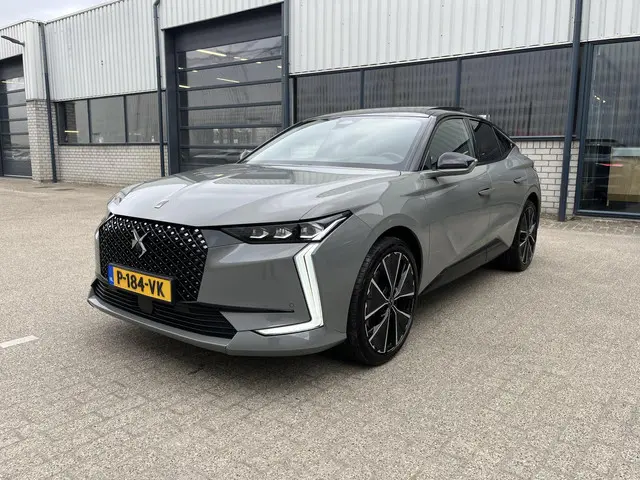 DS DS 4 E-Tense La Première 2022 Hybride Benzine 68