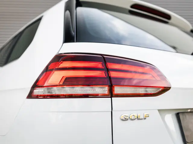 Volkswagen Golf 1.5 TSI Highline Business R 2019 Benzine 7