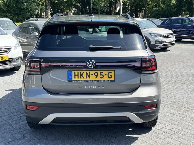 Volkswagen T-Cross 1.0 TSi DSG Life Business 2021 Benzine 4
