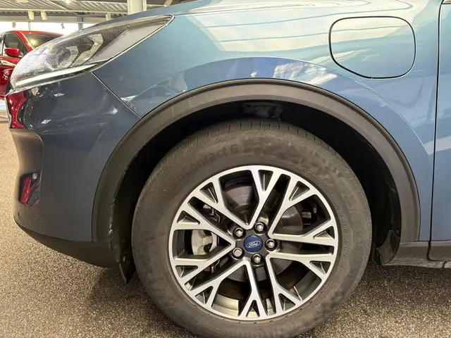 Ford Kuga 2.5 PHEV Titanium 2020 Hybride Benzine 28