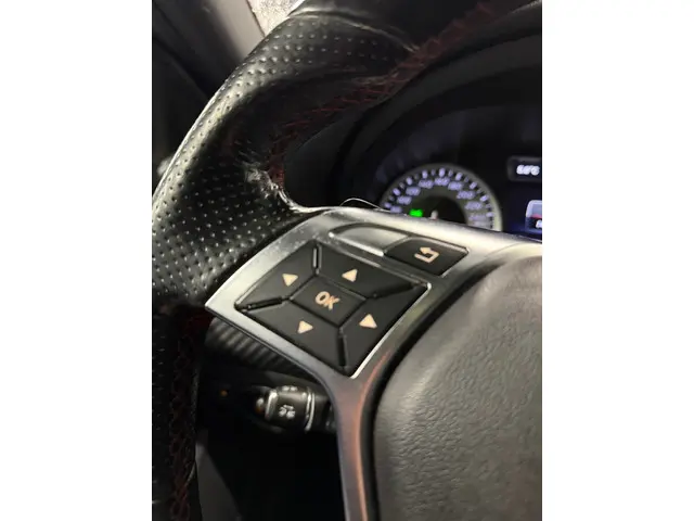 Mercedes-Benz A-Klasse 250 Sport Prestige 2015 Benzine 27