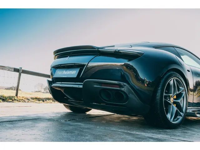 Ferrari Roma 3.9 V8 HELE Novitec 2021 Benzine 16