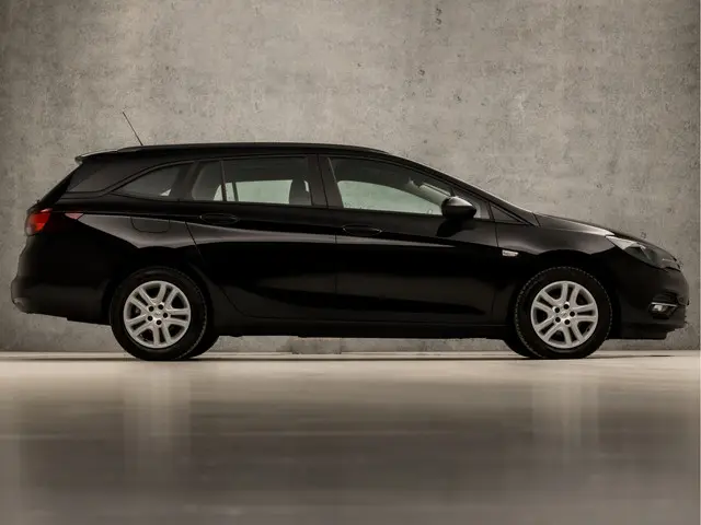 Opel Astra Sports Tourer 1.4 Business Sport 2021 Benzine 4