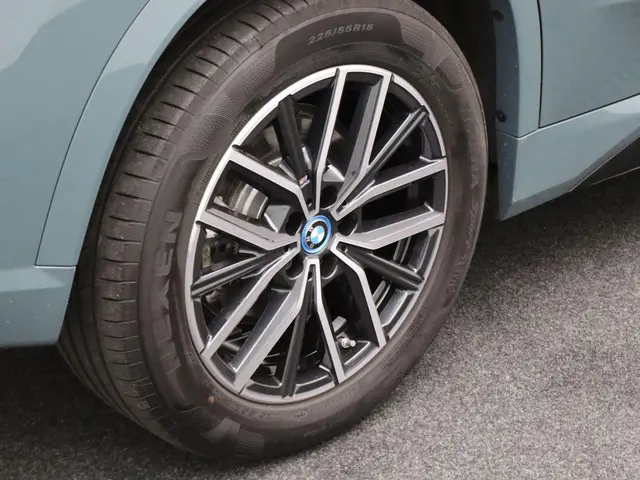 BMW X1 xDrive25e 2024 Hybride Benzine 39