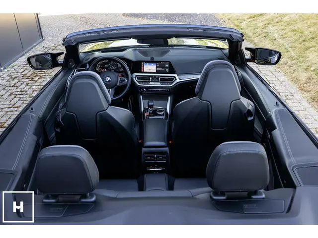 BMW M4 4-serie Cabrio xDrive Competition 2023 Benzine 28