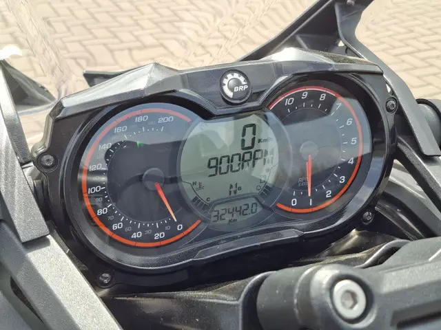 Can-Am Spyder F3 SM6 LTD 2015 Benzine 12