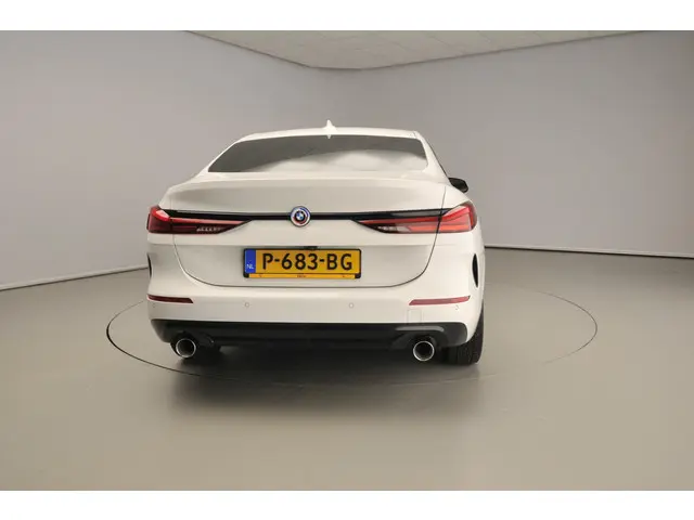 BMW 2 Serie Gran Coupe 220i 2022 Benzine 3