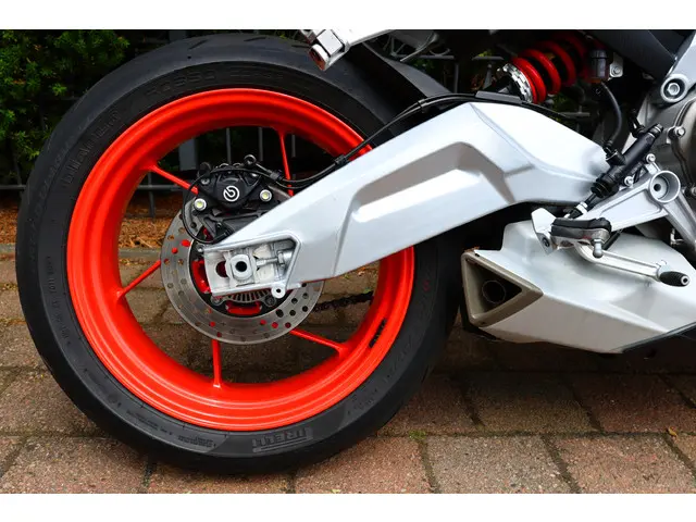 Aprilia Tuono 660 V2 ABS | Cruise control 2021 Benzine 15