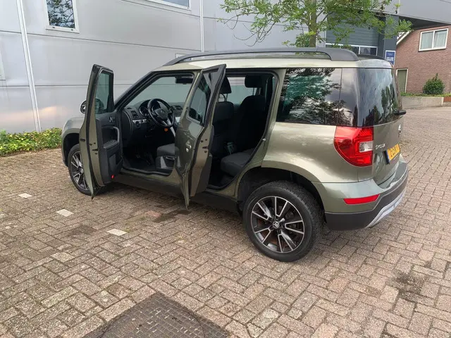 Škoda Yeti Outdoor 1.2 TSI Elegance 2014 Benzine 4