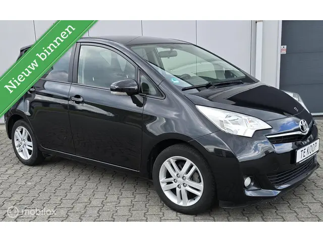 Toyota Verso-S 1.3 VVT-i Dynamic 2013 Benzine 2