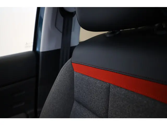 Citroën C5 Aircross PT Feel 130 2019 Benzine 24