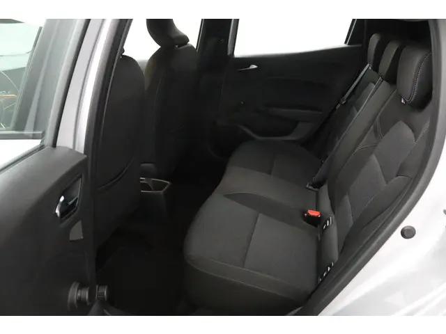 Renault Clio 1.0 TCe 90 Equilibre 2023 Benzine 3