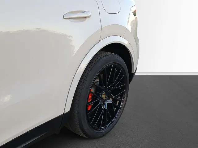 Porsche Cayenne Coupé 3.0 E-Hybrid 2020 Hybride Benzine 13