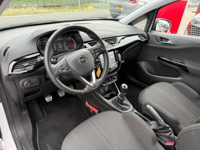Opel Corsa 1.4 Black Edition RIJKLAARPRIJS! 2019 Benzine 15