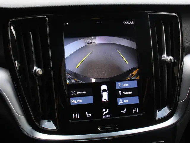 Volvo V60 2.0 B3 Automaat Momentum 2021 Benzine 28