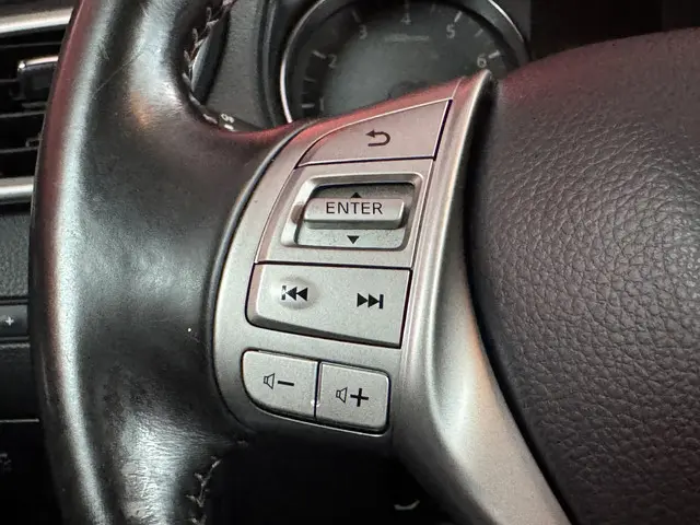 Nissan QASHQAI 1.2 Acenta 2014 Benzine 33