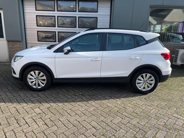 SEAT Arona 1.0 TSI Style 2021 Benzine 2