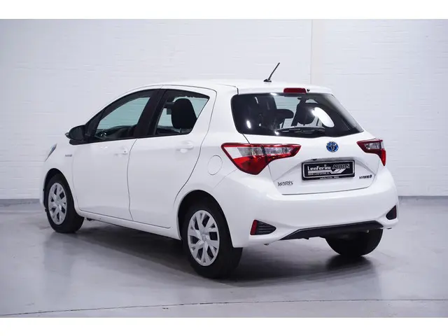 Toyota Yaris 1.5 Hybrid 115 Active 2019 Hybride Benzine 3