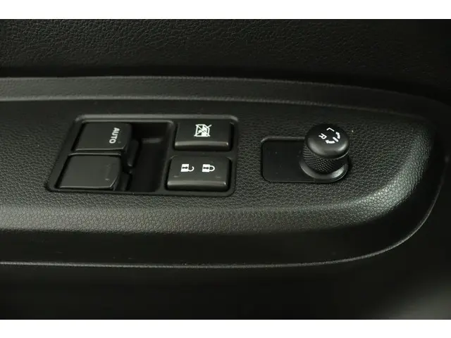 Suzuki Ignis 1.2 Smart Hybrid Select 2021 Benzine 28