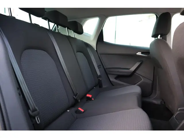 SEAT Arona 1.0 EcoTSI STYLE 2024 Benzine 22