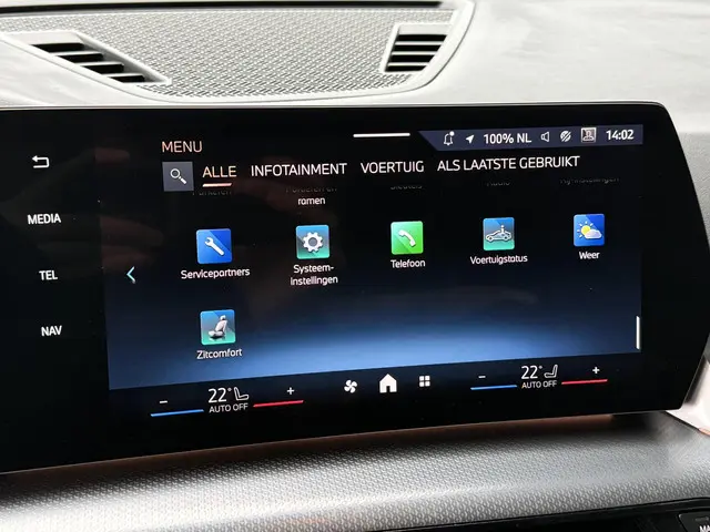 BMW X1 sDrive18i M SPORT 2025 Benzine 22