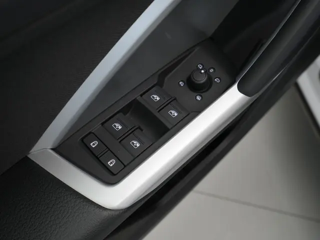 Audi Q3 45 TFSI e 245 pk Pro-Line 2024 Hybride Benzine 19