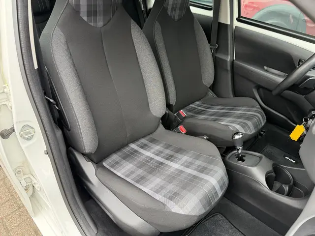 Peugeot 108 1.0 e-VTi Active 2019 Benzine 9