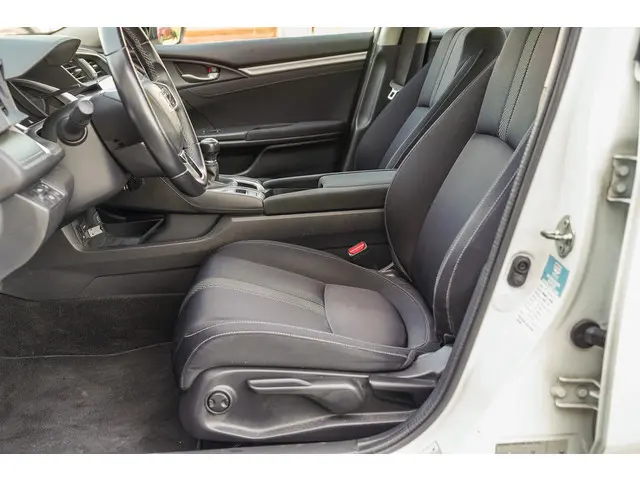 Honda Civic 1.5i VTEC ELEGANCE TURBO 182 PK 2018 Benzine 8