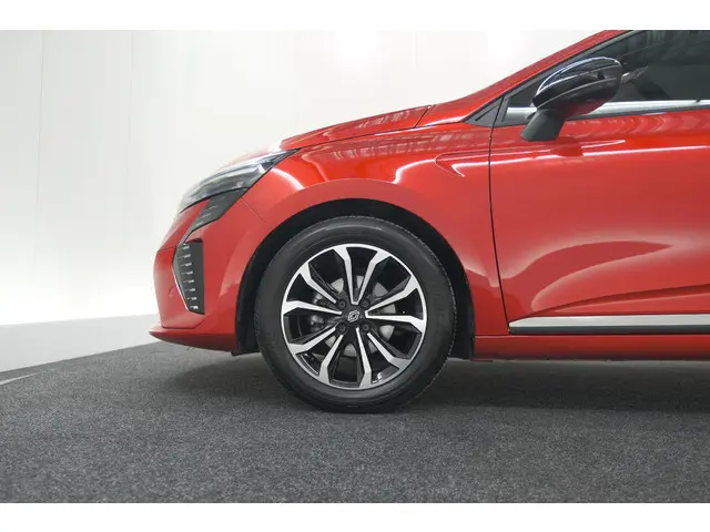 Renault Clio 1.0 TCe 90 GPF techno 2025 Benzine 20