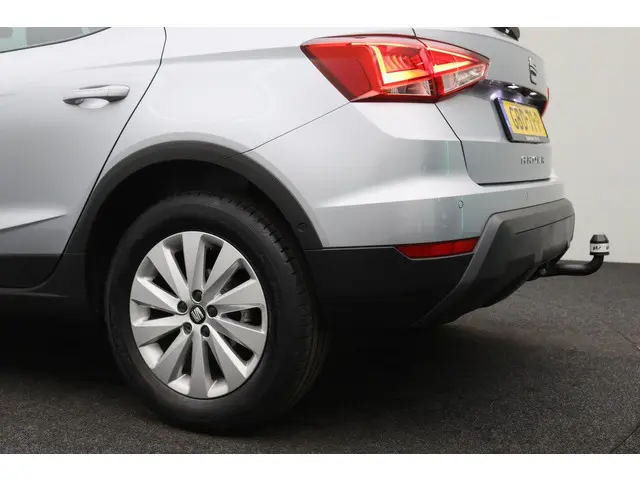 SEAT Arona 1.0 TSI Style 2018 Benzine 18