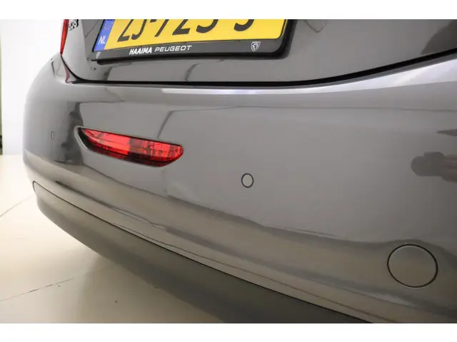 Peugeot 208 1.2 PureTech Signature 2019 Benzine 14