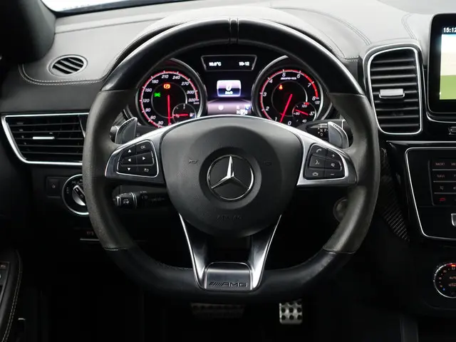 Mercedes-Benz GLE Coupé AMG 63 S 4MATIC 2017 Benzine 18