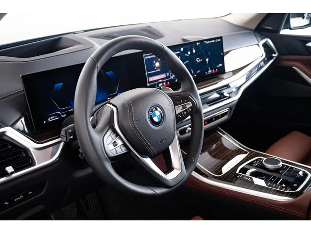 BMW X5 xDrive50e 2024 Hybride Benzine 44