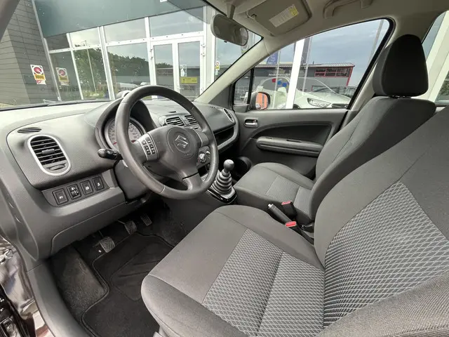 Suzuki Splash 1.2 Exclusive EASSS 2014 Benzine 8