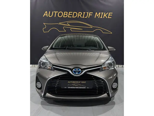 Toyota Yaris 1.5 Hybrid Trend 2017 Hybride Benzine