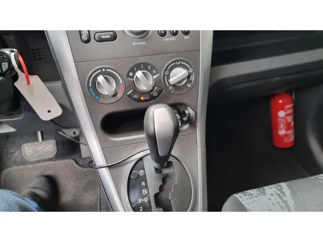 Opel Agila 1.2 Edition AUTOMAAT 2013 Benzine 13