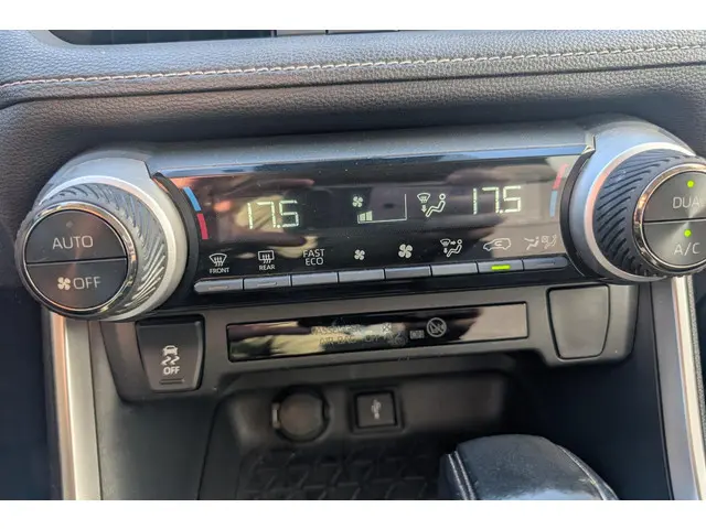 Toyota RAV4 2.5 Hybrid AWD Active 2020 Hybride Benzine 22