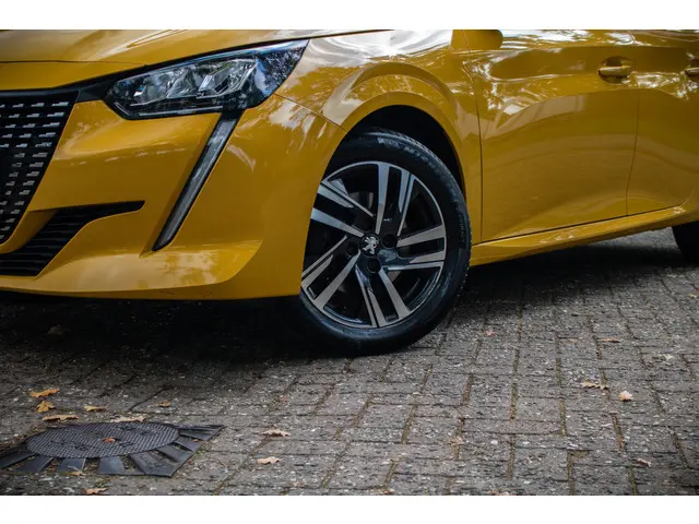 Peugeot 208 1.5 BlueHDi Allure Pack 2022 Diesel 33