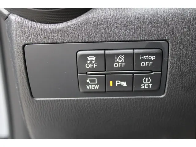 Mazda 2 1.5 e-SkyActiv-G 90 Exclusive-Line 2024 Benzine 15