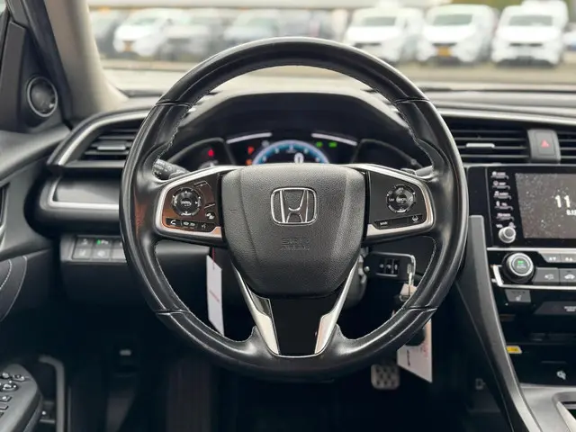 Honda Civic 1.5 i-VTEC Elegance 2020 Benzine 19