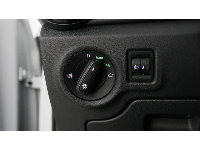 Škoda Fabia 1.0 TSI 95pk Ambition 2023 Benzine 14