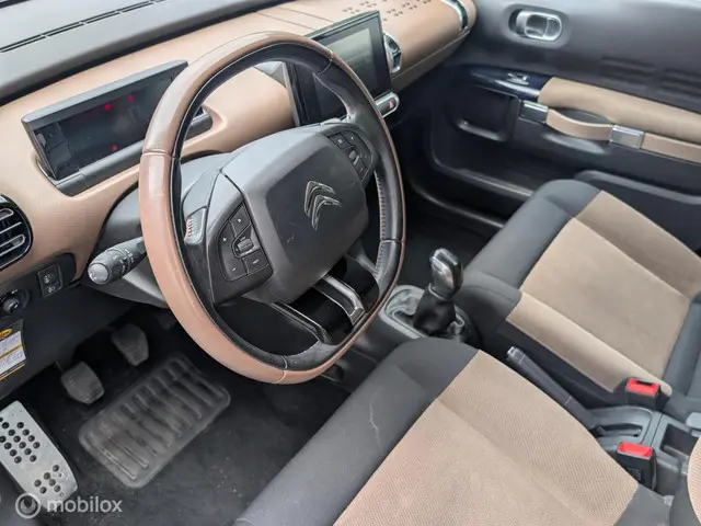 Citroën C4 Cactus 1.2 PureTech Business Plus 2016 Benzine 7