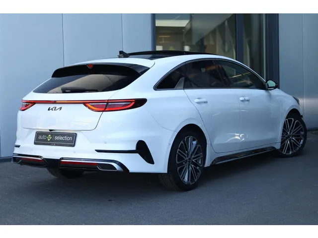 Kia ProCeed 1.5 T-GDi GT-PlusLine 2023 Benzine 7