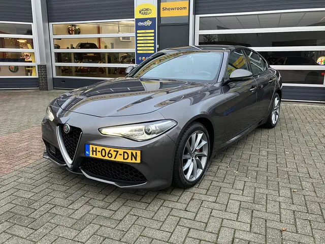 Alfa Romeo Giulia 2