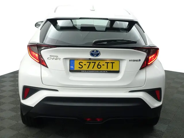 Toyota C-HR 1.8 Hybrid Dynamic Aut- 2023 Hybride Benzine 27