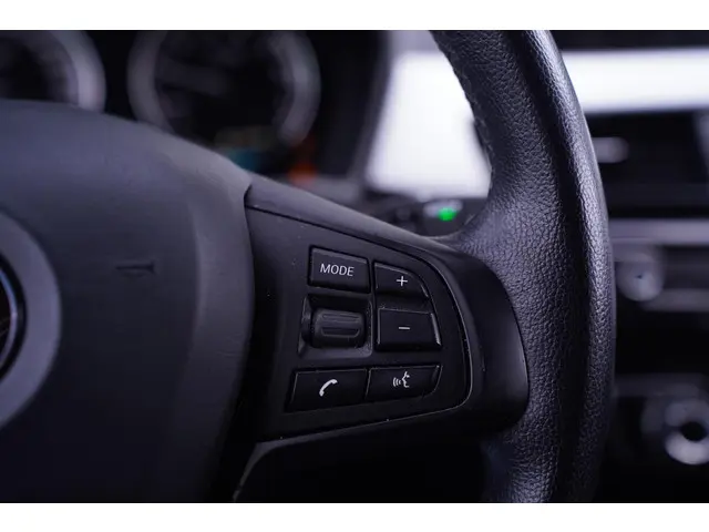 BMW X1 sDrive18i Edition 2019 Benzine 23