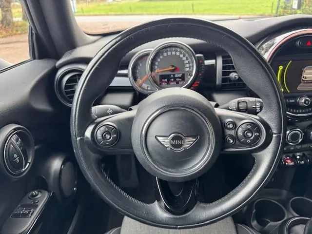 MINI One MINI 1.2 SALT BUSINESS/HLEER/NAV/PDC 2016 Benzine 8